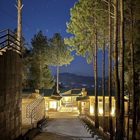Hidden Hills Hotel & Resort Mansehra Exterior photo