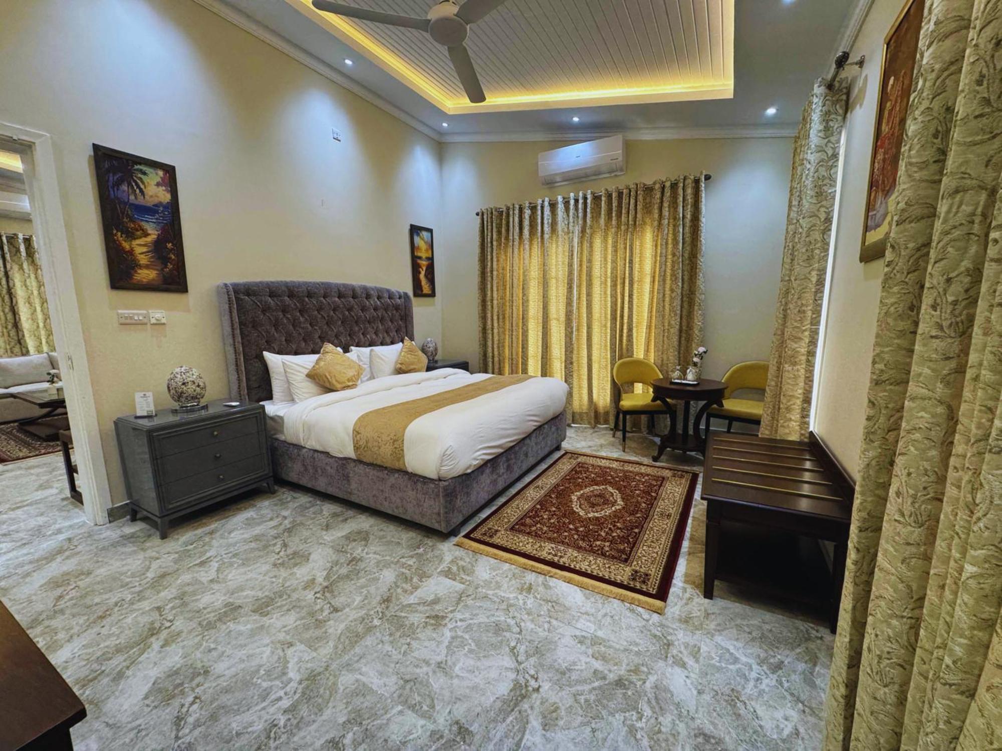 Hidden Hills Hotel & Resort Mansehra Exterior photo