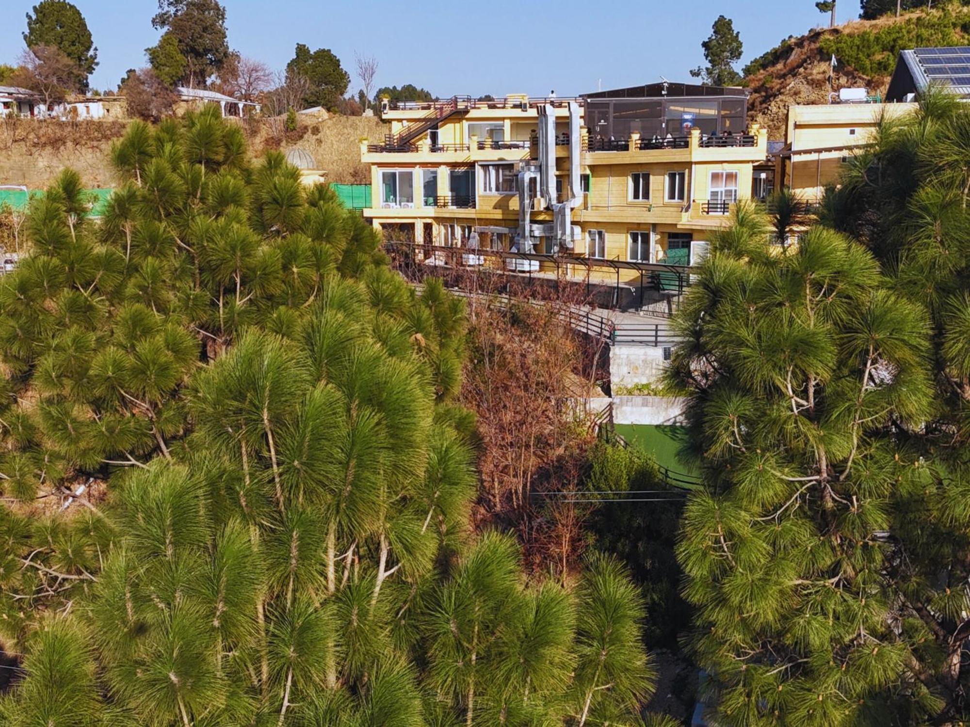 Hidden Hills Hotel & Resort Mansehra Exterior photo